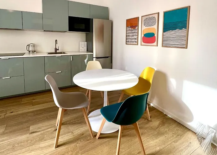 Appartamento Andrea's 12 *